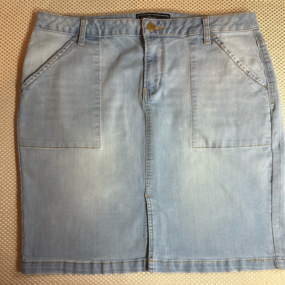 Cato Premium Light Denim Skirt Size 14